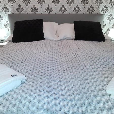 Apartament Reymonta วรอตซวาฟ ภายนอก รูปภาพ